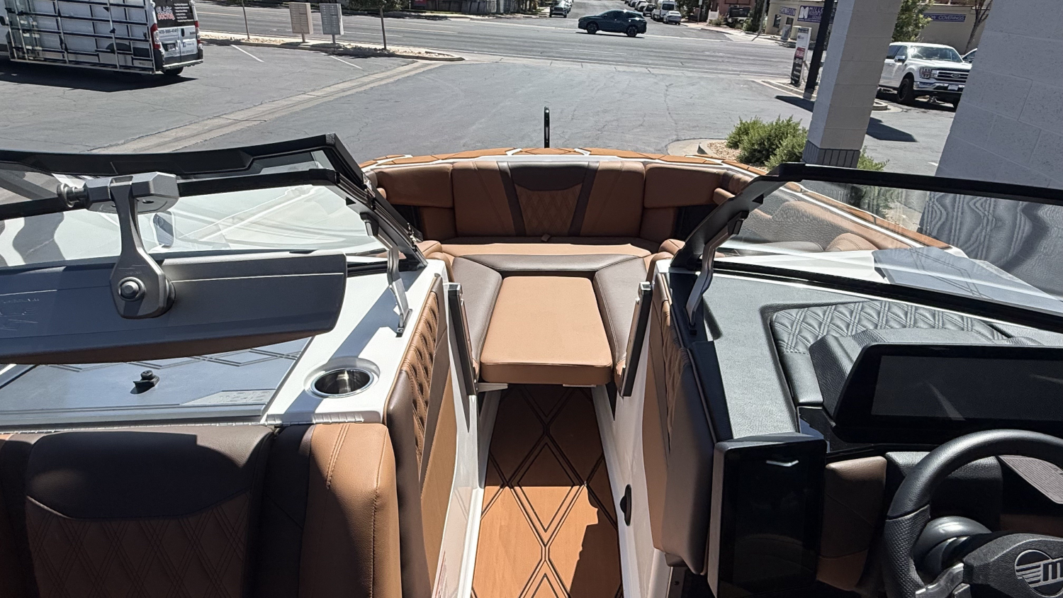 2026 Malibu Boats M242