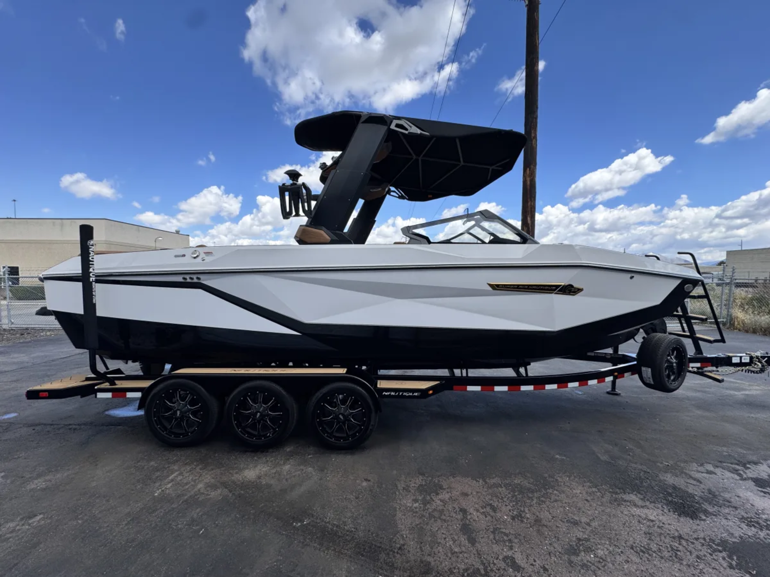 2025 Nautique G25 ZZ8 Supercharged 42 Hours Loaded