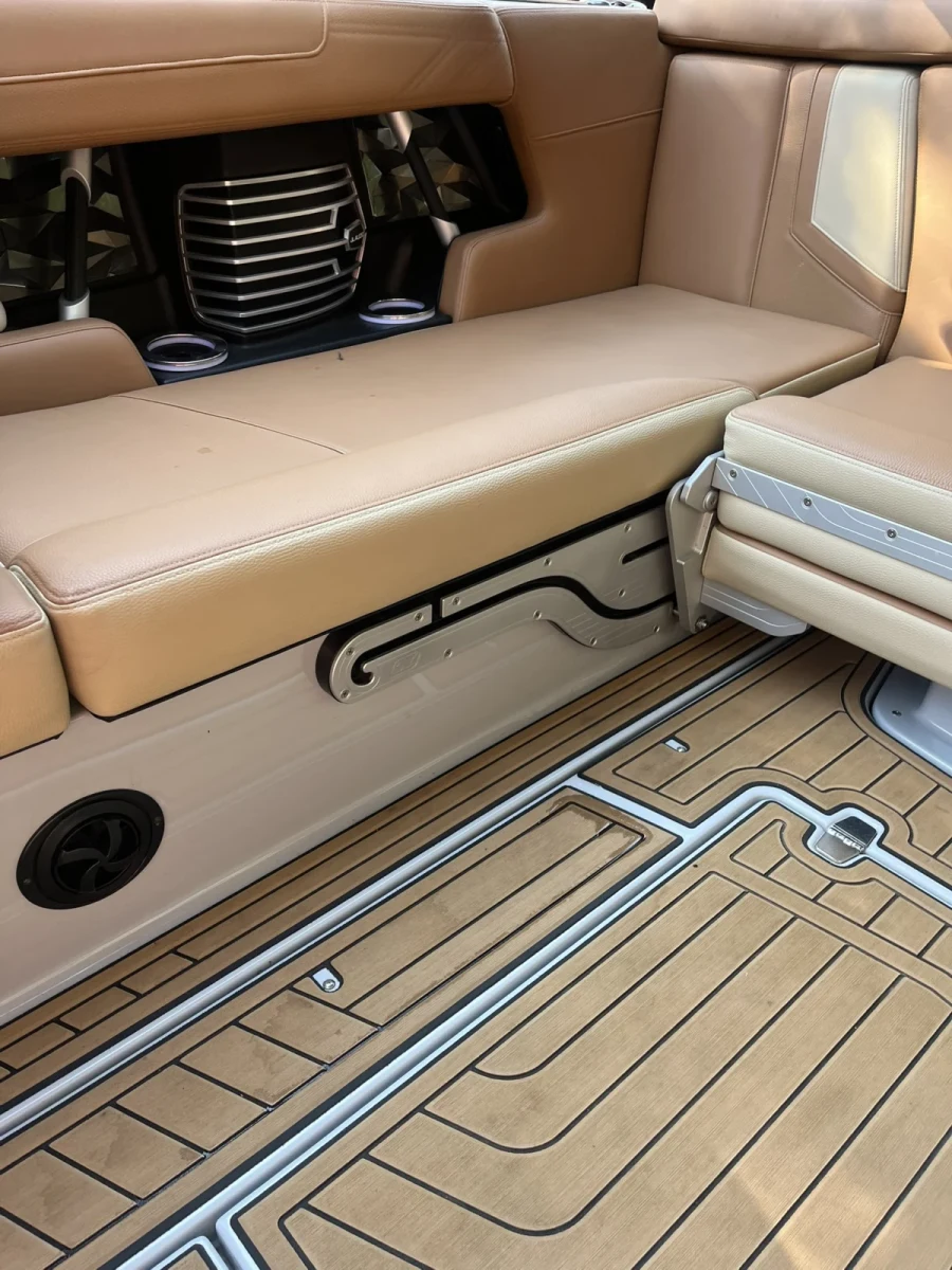 2020-nautique-g23-130494-image9.webp