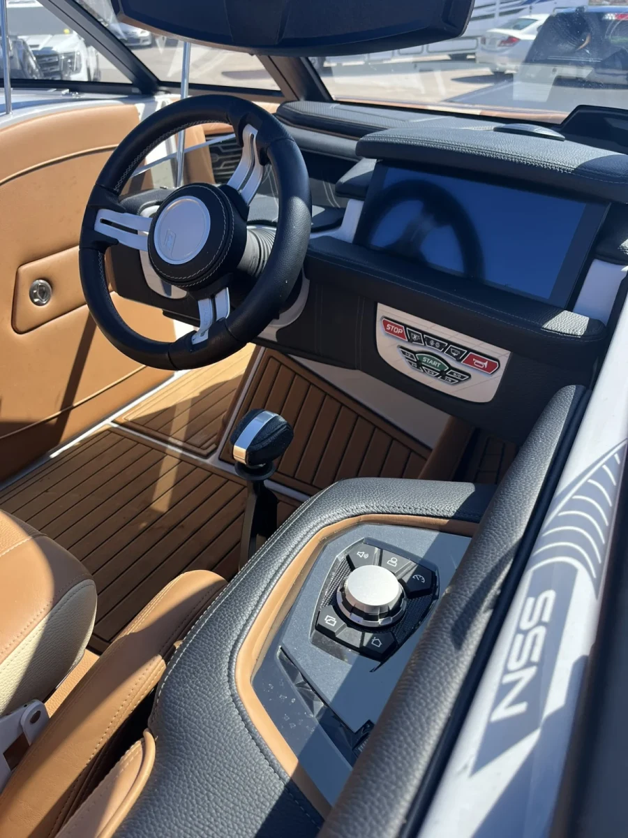 2020-nautique-g23-130494-image9_142926.webp