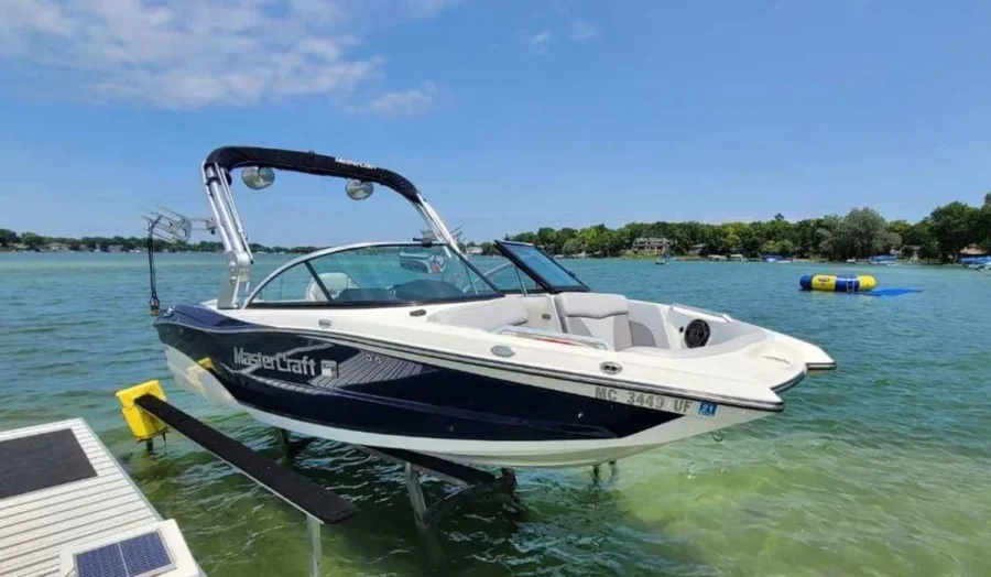 2018 Mastercraft Boats XT20 for sale in Fenton, Michigan