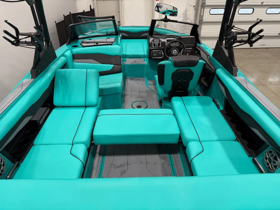 2022 Axis Boats T220 for sale in Cincinnati, Ohio