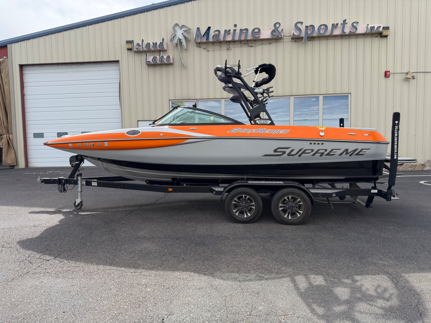2017 Supreme S226
