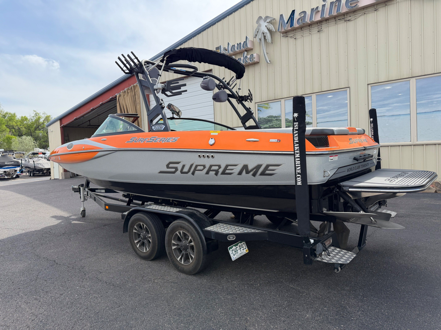 2017 Supreme S226