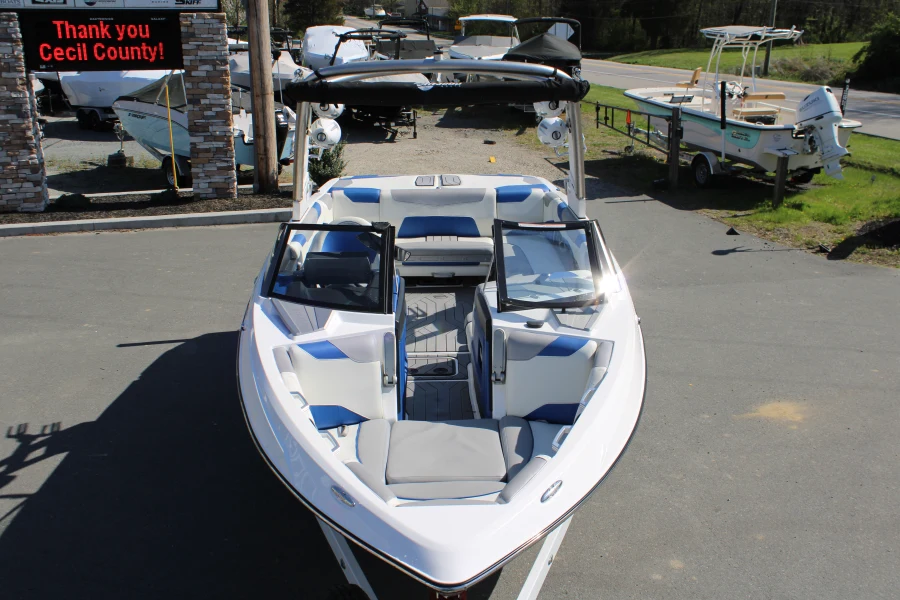 2018 Malibu Boats Wakesetter 23 LSV for sale in , 