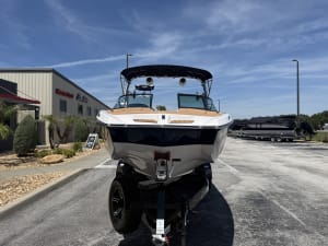 2022-mastercraft-xt22-130557-image3
