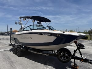 2022-mastercraft-xt22-130557-image4