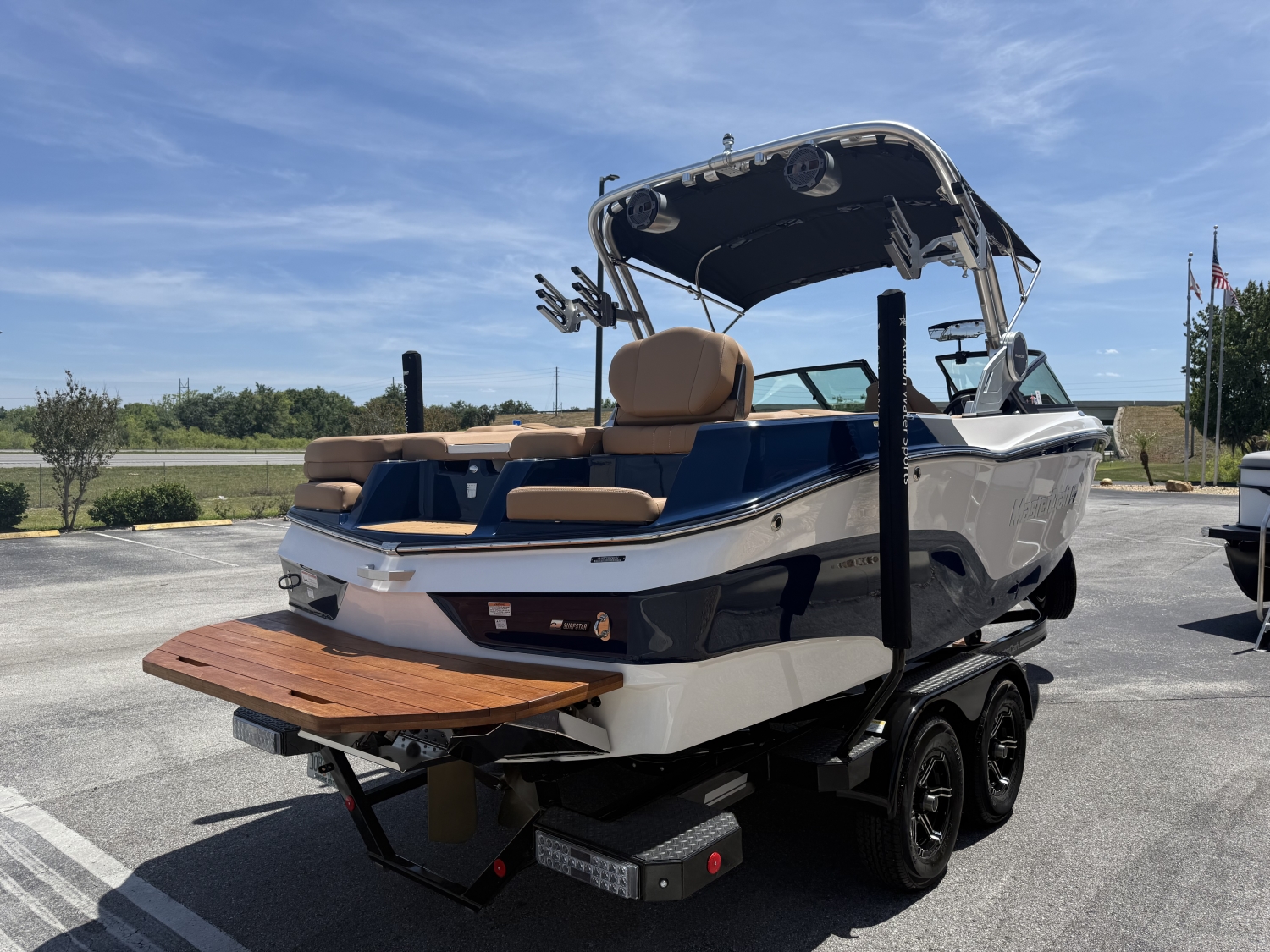 2022 MasterCraft XT22