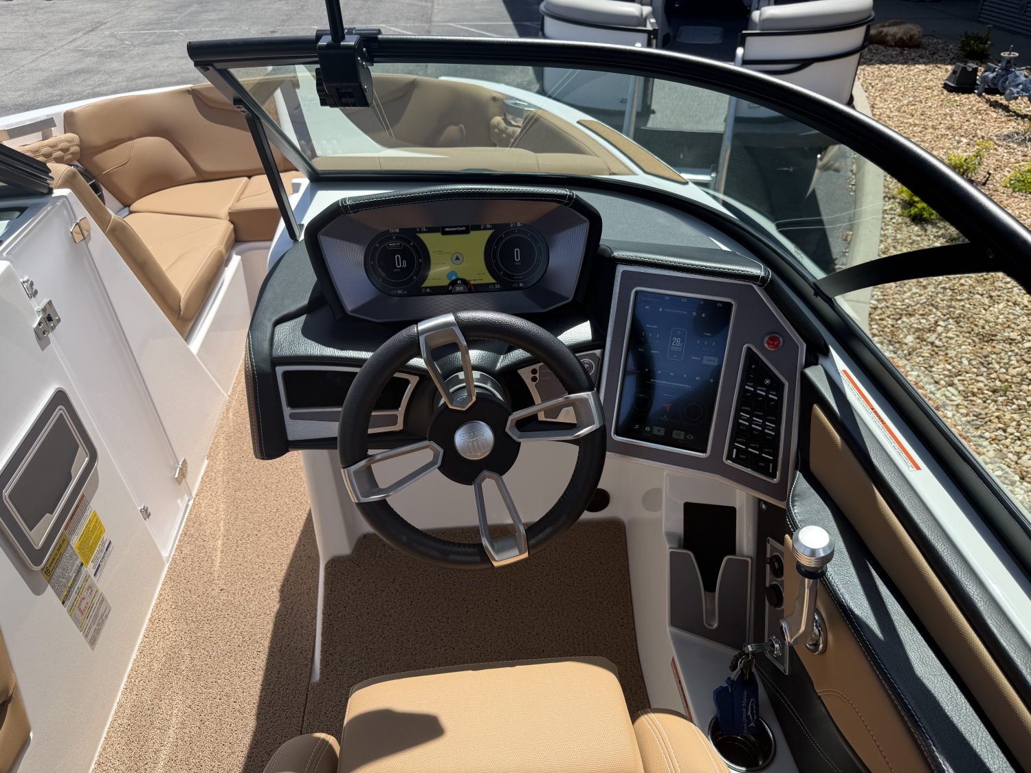 2022 MasterCraft XT22