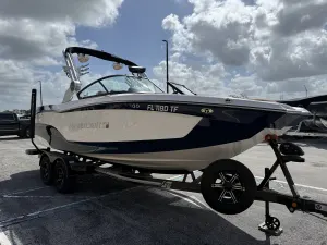 2022 Mastercraft Boats XT22 for sale in Polk City, Florida