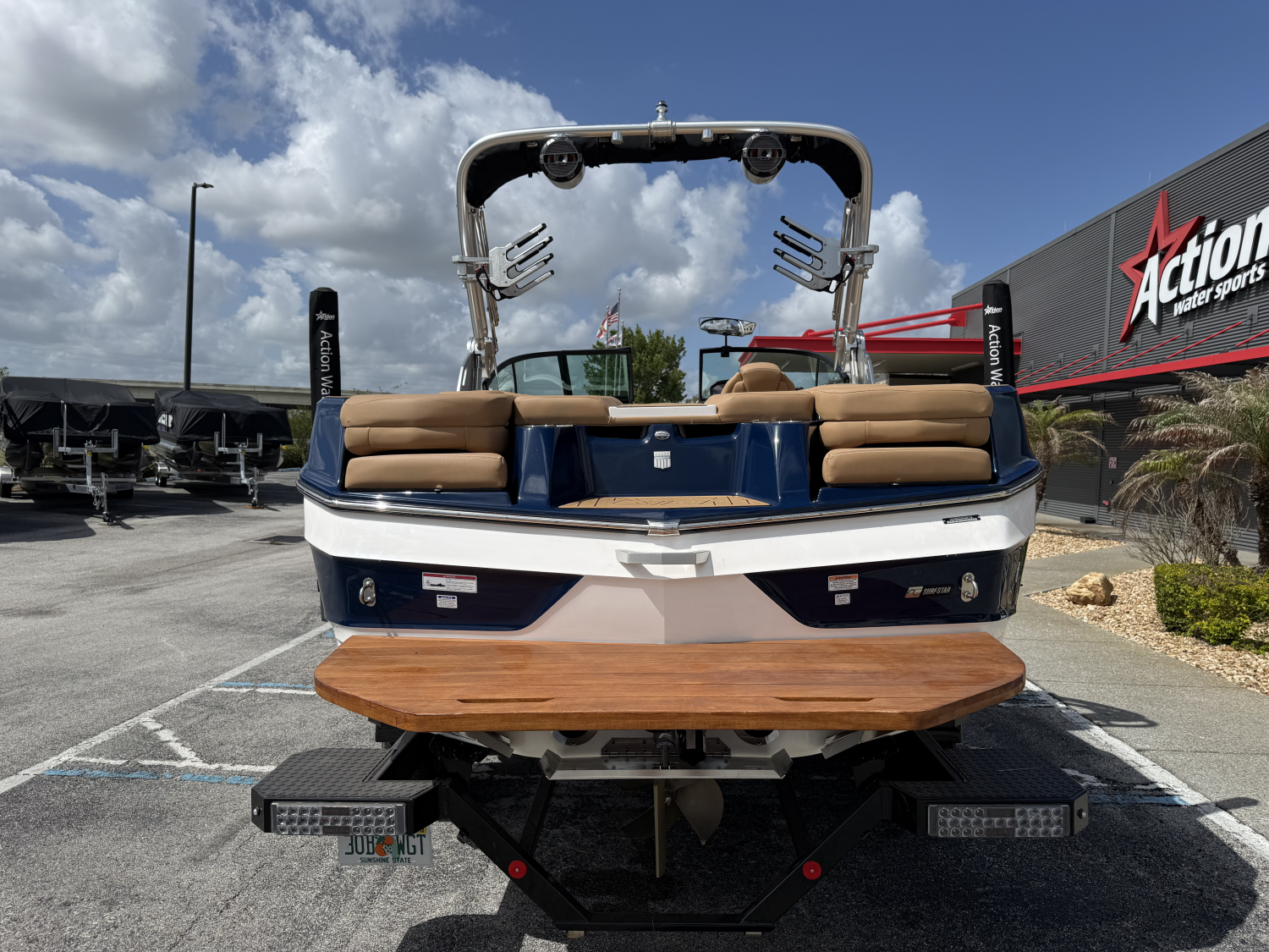 2022 MasterCraft XT22