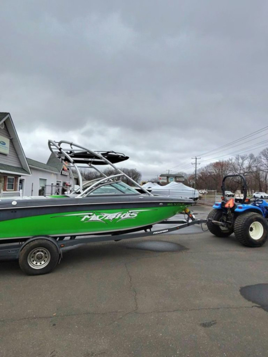 2009 Moomba Boats Mobius LSV for sale in South Windsor, Connecticut