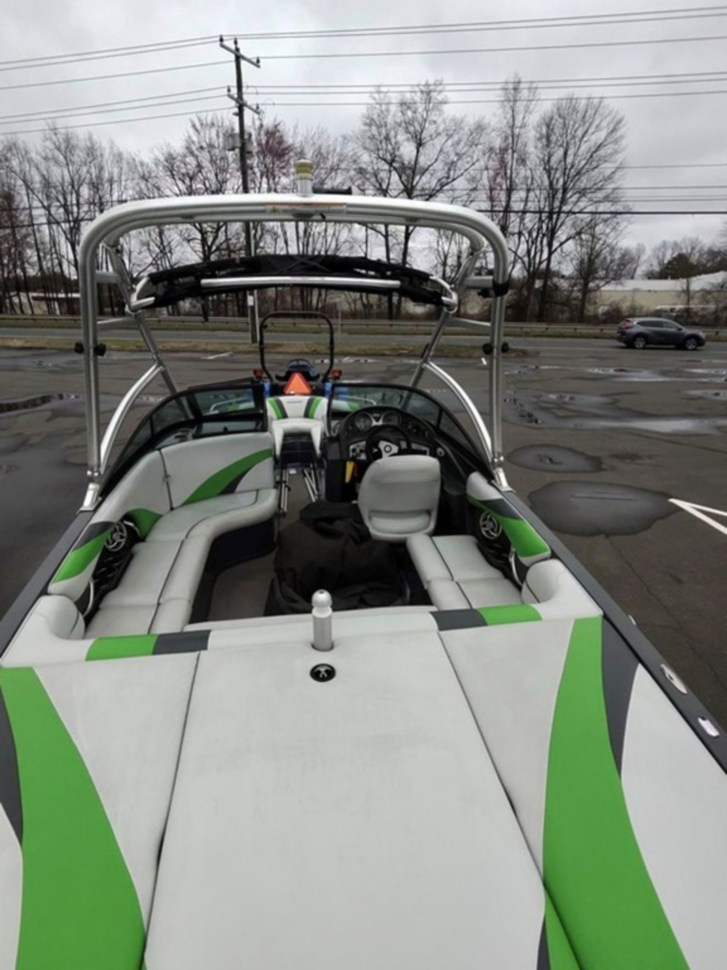 2009 MOOMBA Mobius LSV