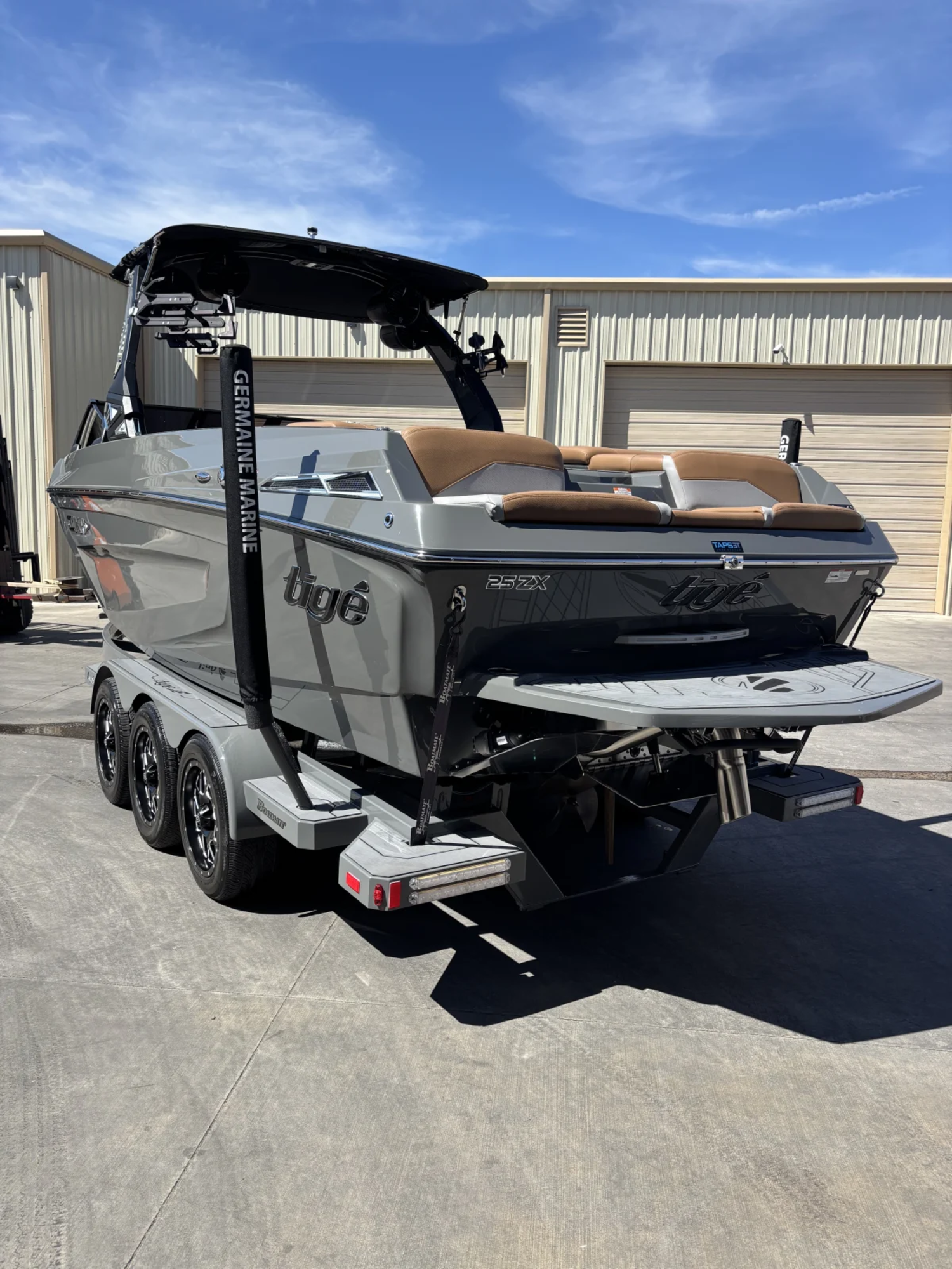  FOR SALE: 2022 Tige 25ZX  FULLY LOADED 