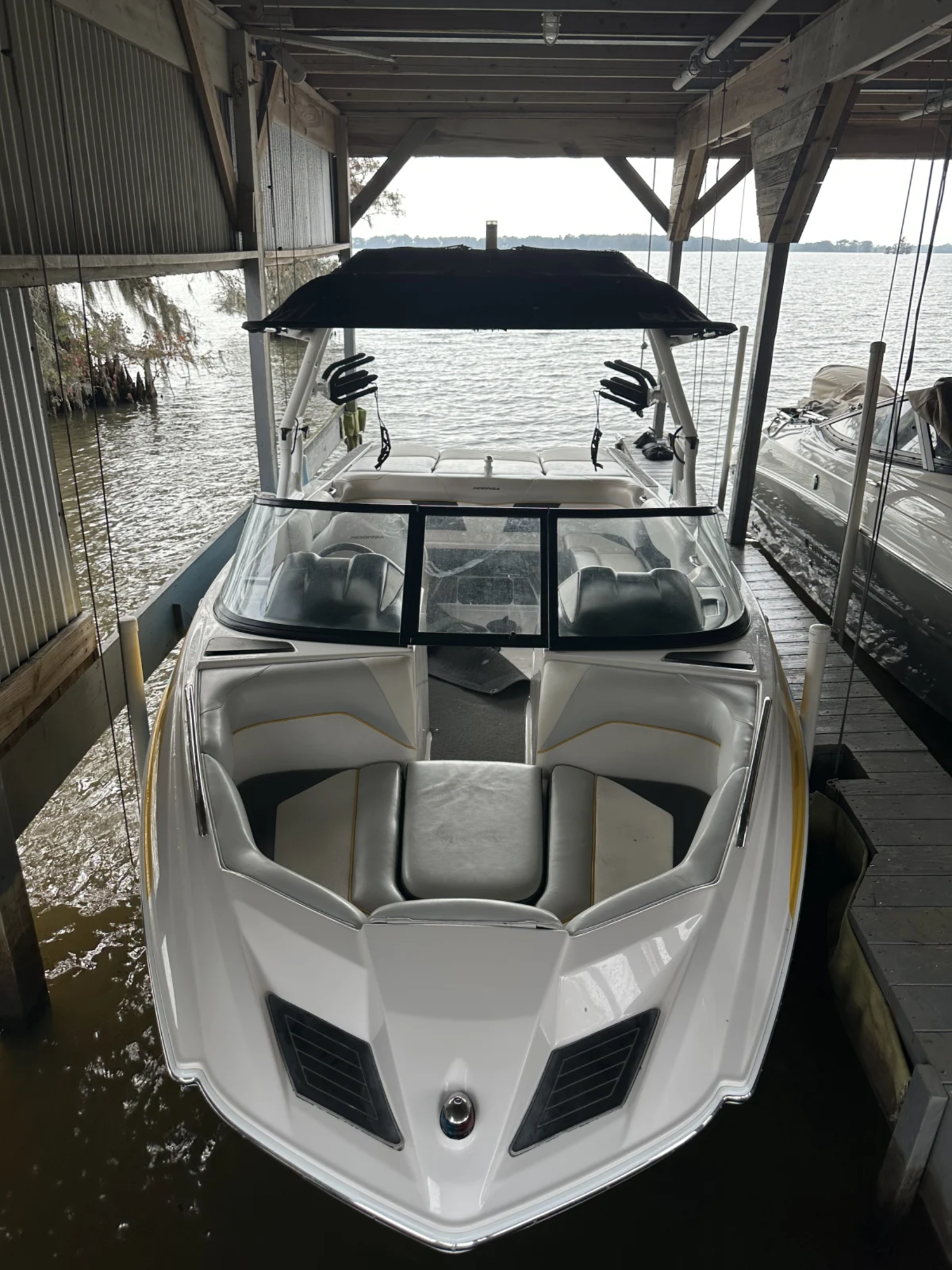 2017 Moomba Boats Mondo