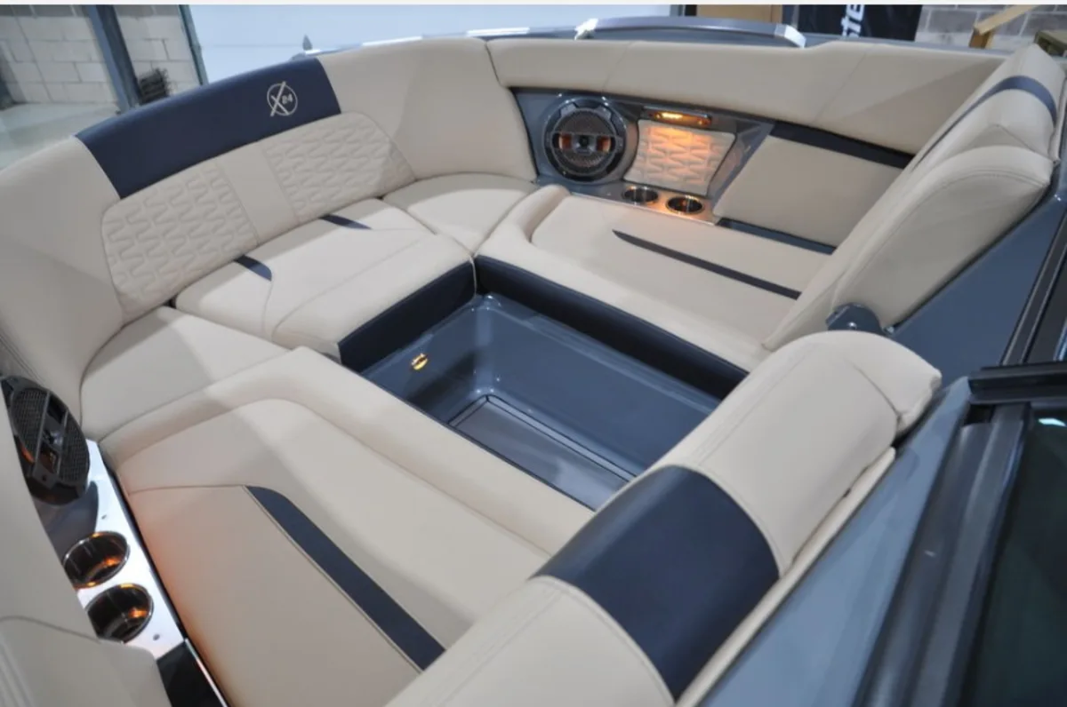 2022 Mastercraft X24