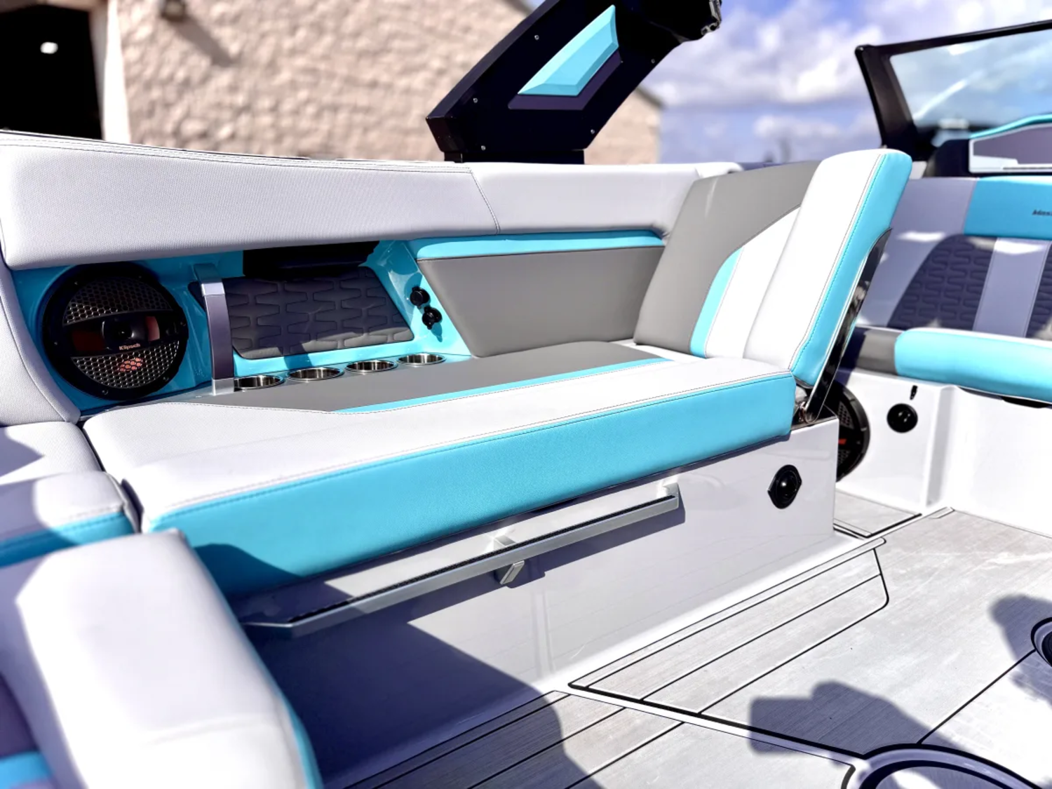 2025 Mastercraft X24