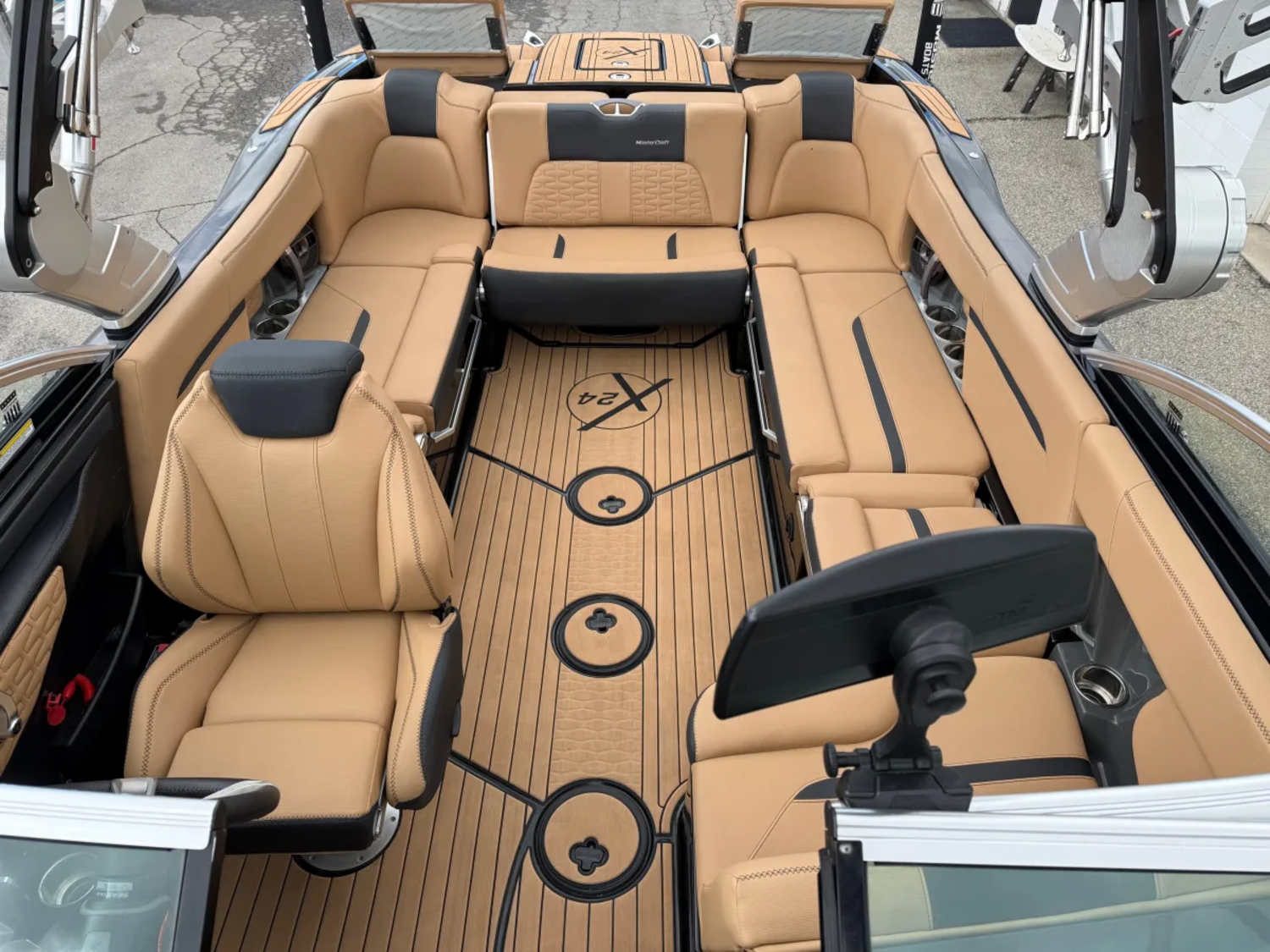 2019 24' MasterCraft X24 Bowrider