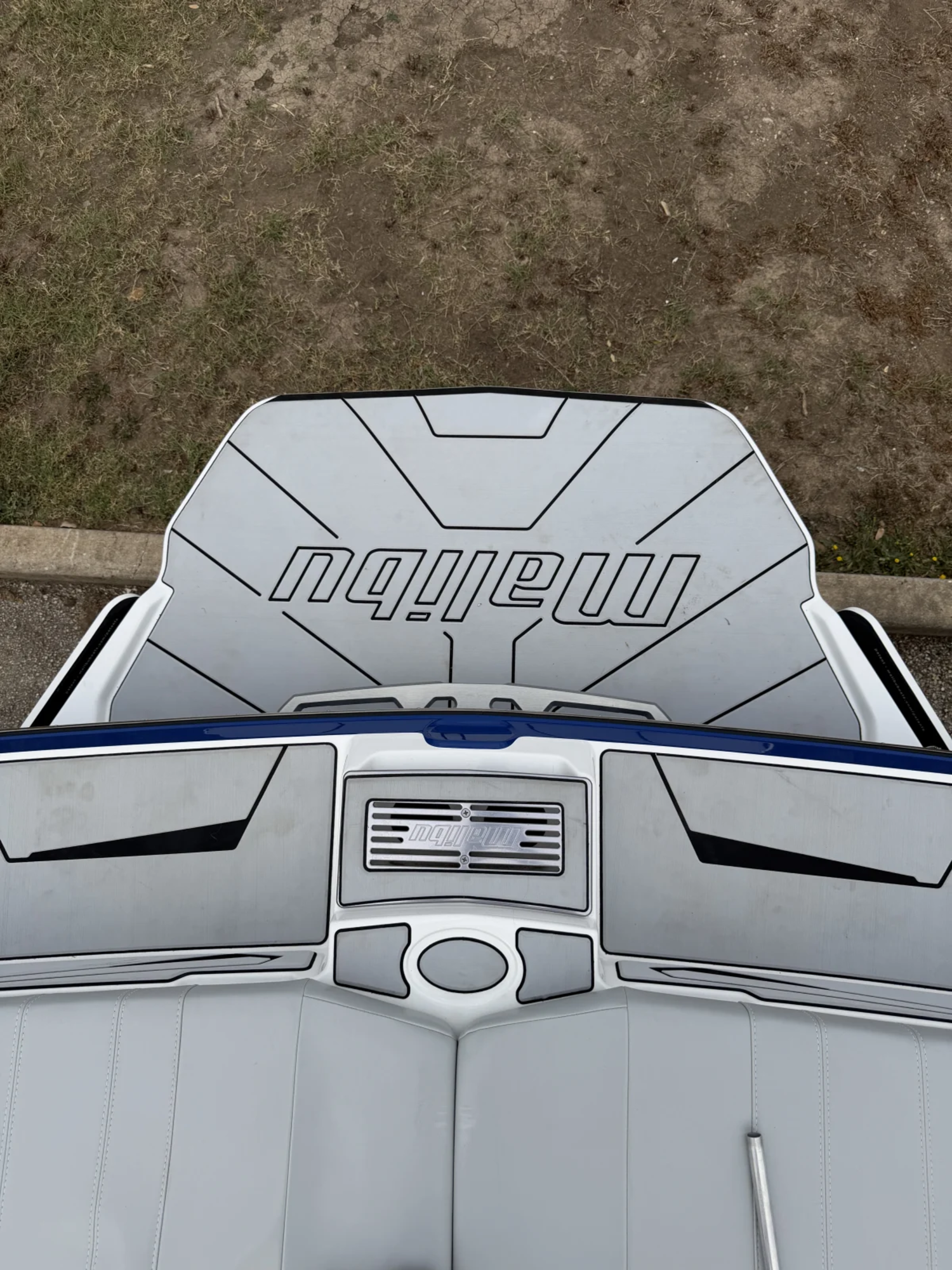 2024 Malibu Boats 21 LX