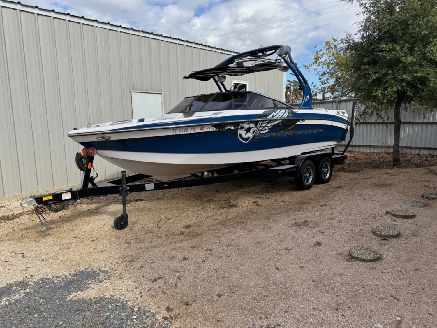 2010 Super Air Nautique 230