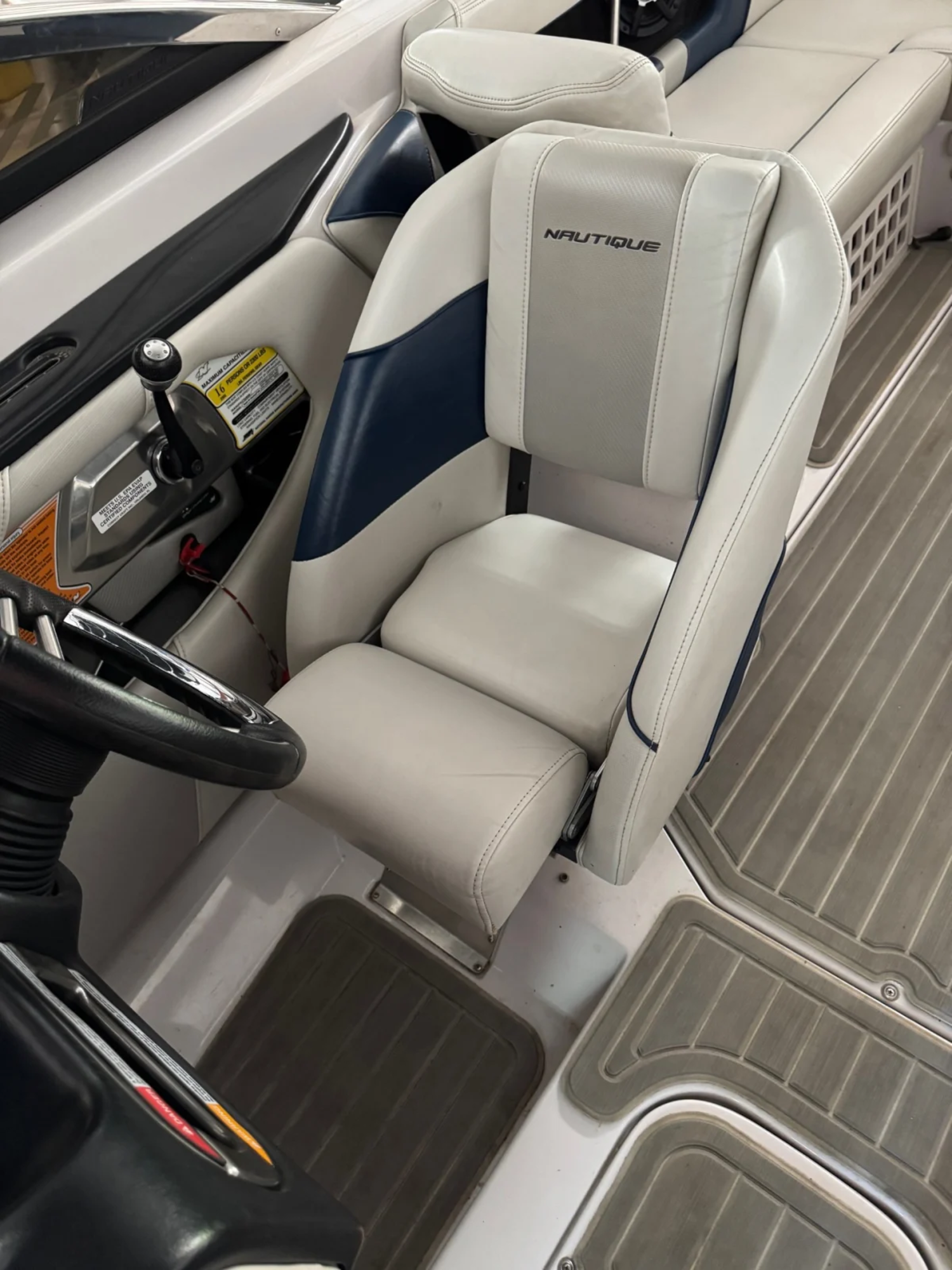 2010 Super Air Nautique 230