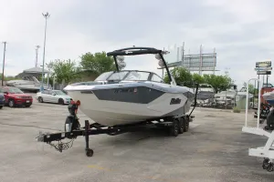 2023 Malibu Boats Wakesetter 26 LSV for sale in New Braunfels, Texas