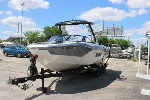 2023 Malibu Boats Wakesetter 26 LSV for sale in New Braunfels, Texas