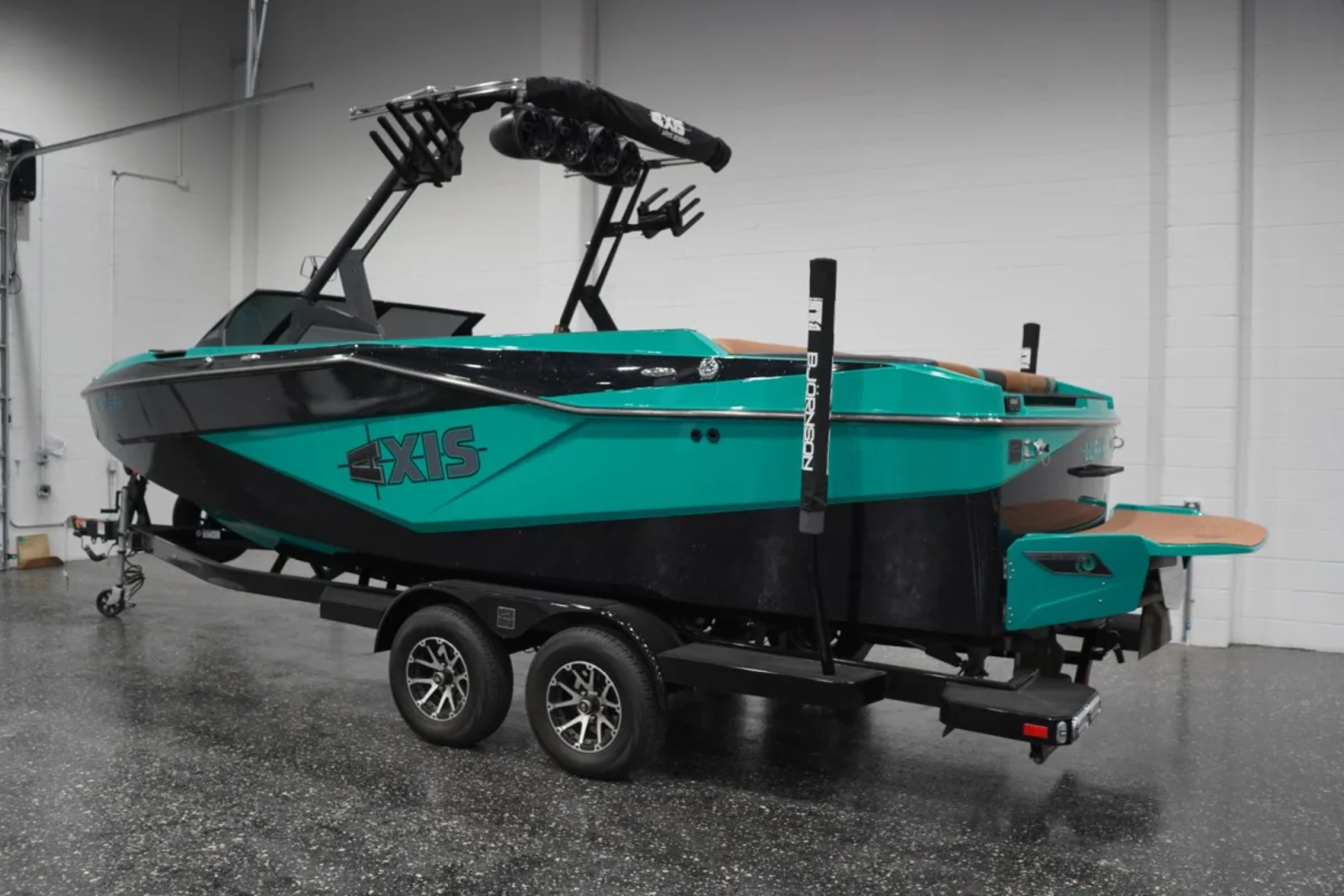 2023 Axis T235