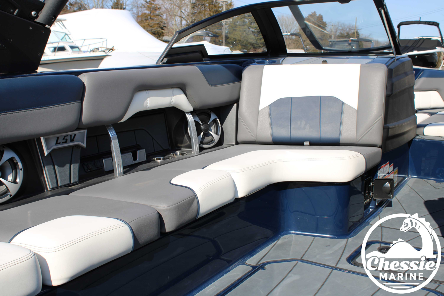 2020 Malibu 25 LSV