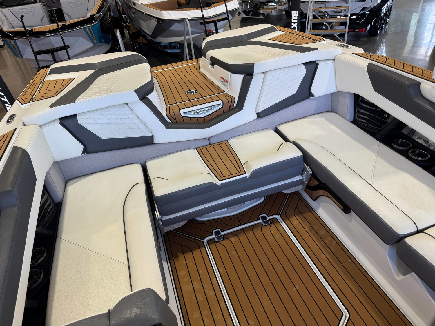 2022 Nautique Super Air Nautique G23