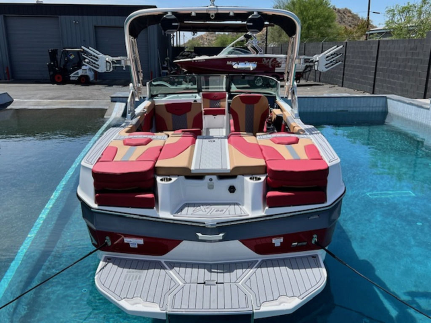 2026 Mastercraft XT22