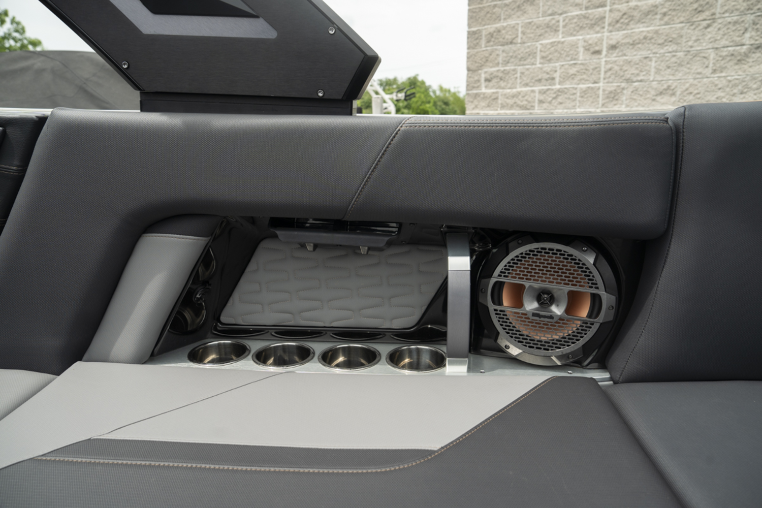 2022 MasterCraft X22