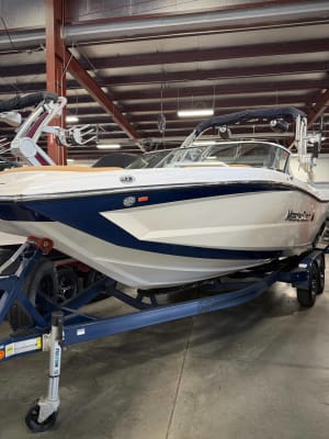 2021-mastercraft-xt22-130574-image1