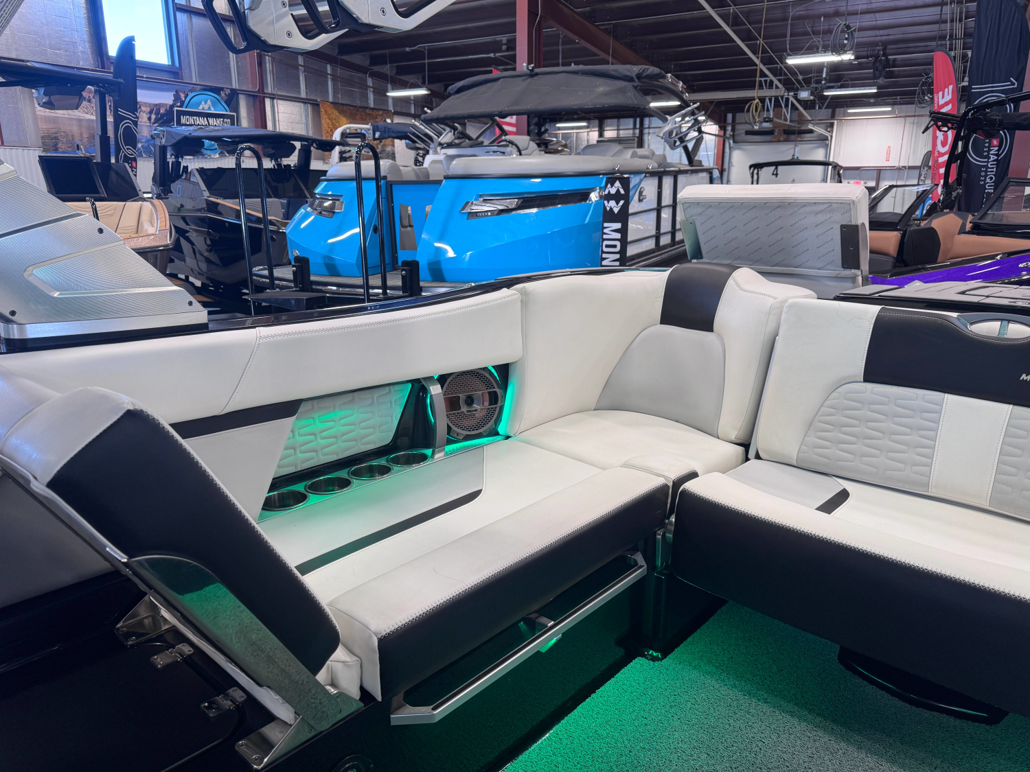 2019 MasterCraft X24