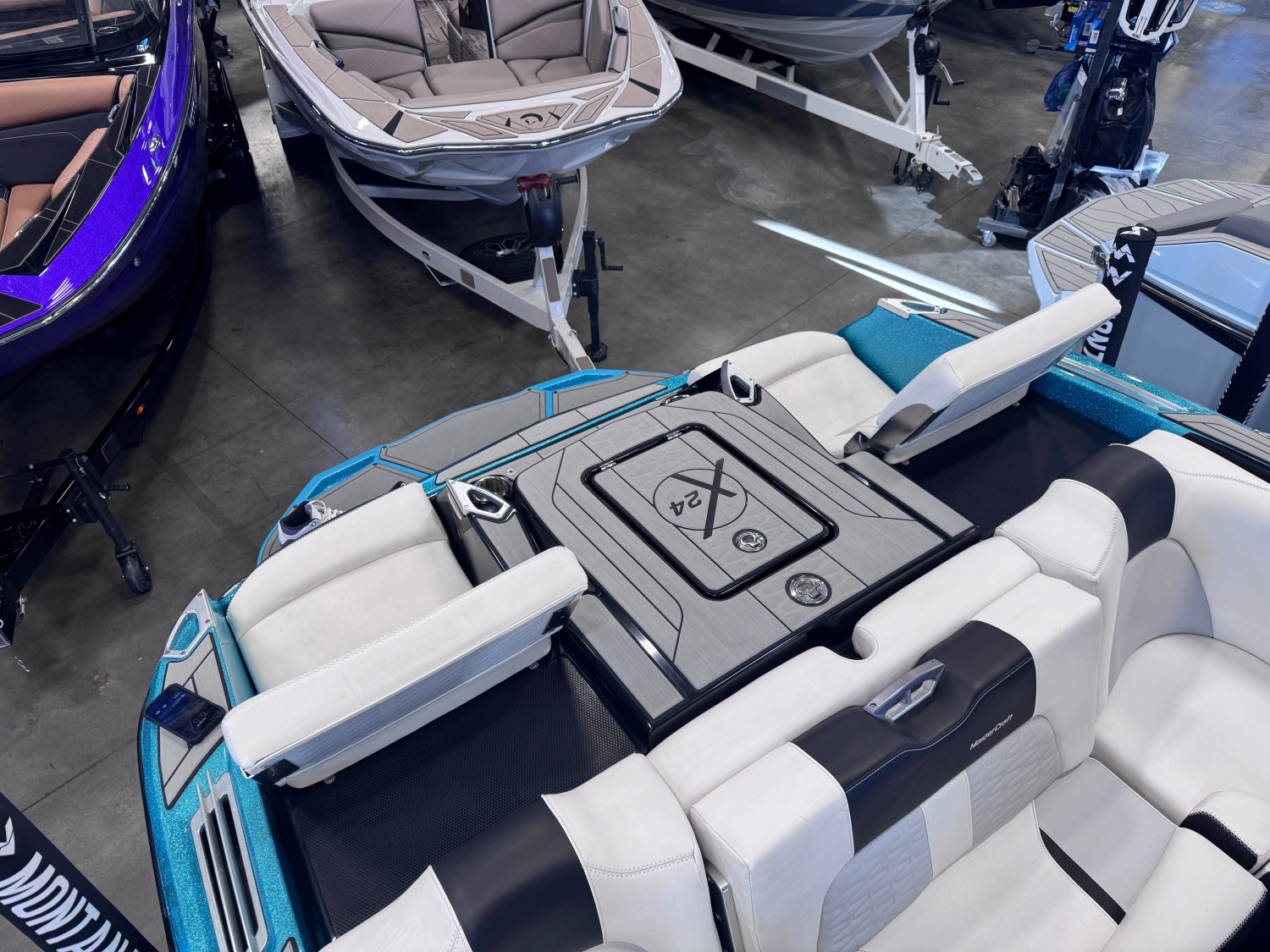 2019 MasterCraft X24