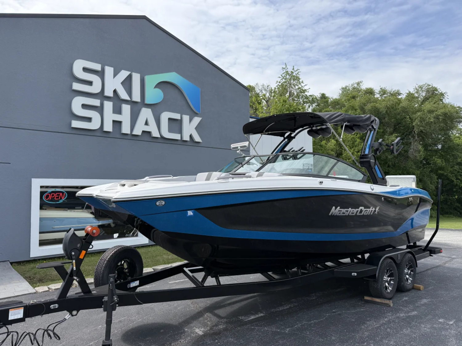 2022 MasterCraft X24