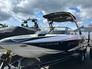 2013 Malibu Boats Wakesetter VTX for sale in Kenmore, Washington