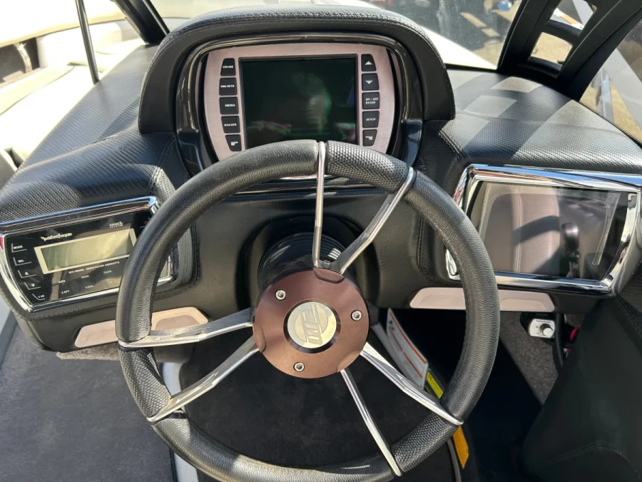 2013 Malibu Boats Wakesetter VTX for sale in Kenmore, Washington