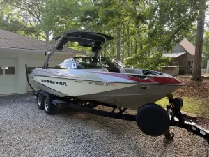 2011 Malibu Boats Wakesetter 23 LSV for sale in Littleton, North Carolina