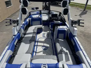 2022-malibu-wakesetter-25-lsv-131187-image18