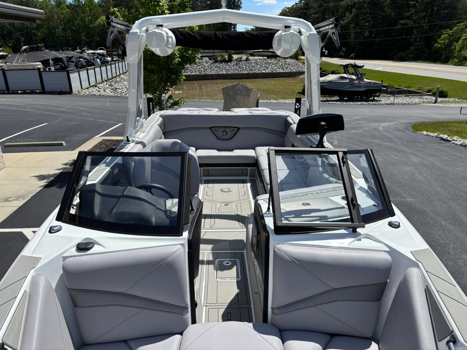2026 Centurion Nv243