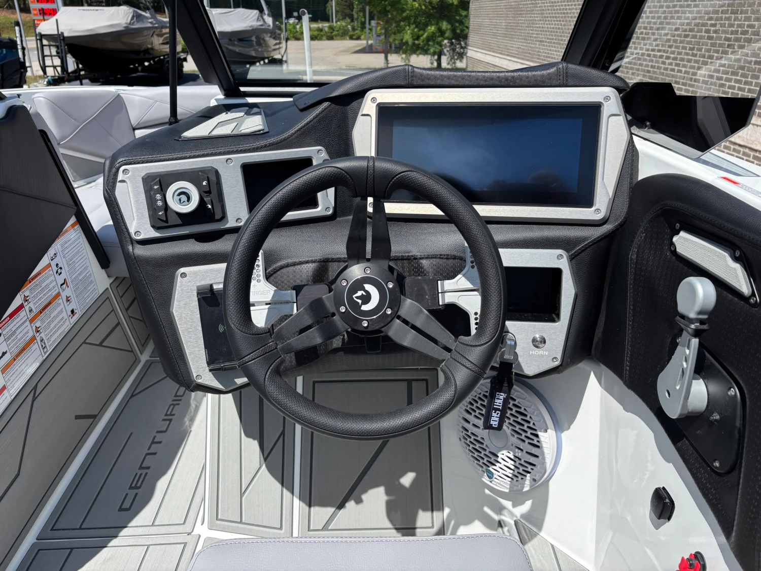 2026 Centurion Nv243