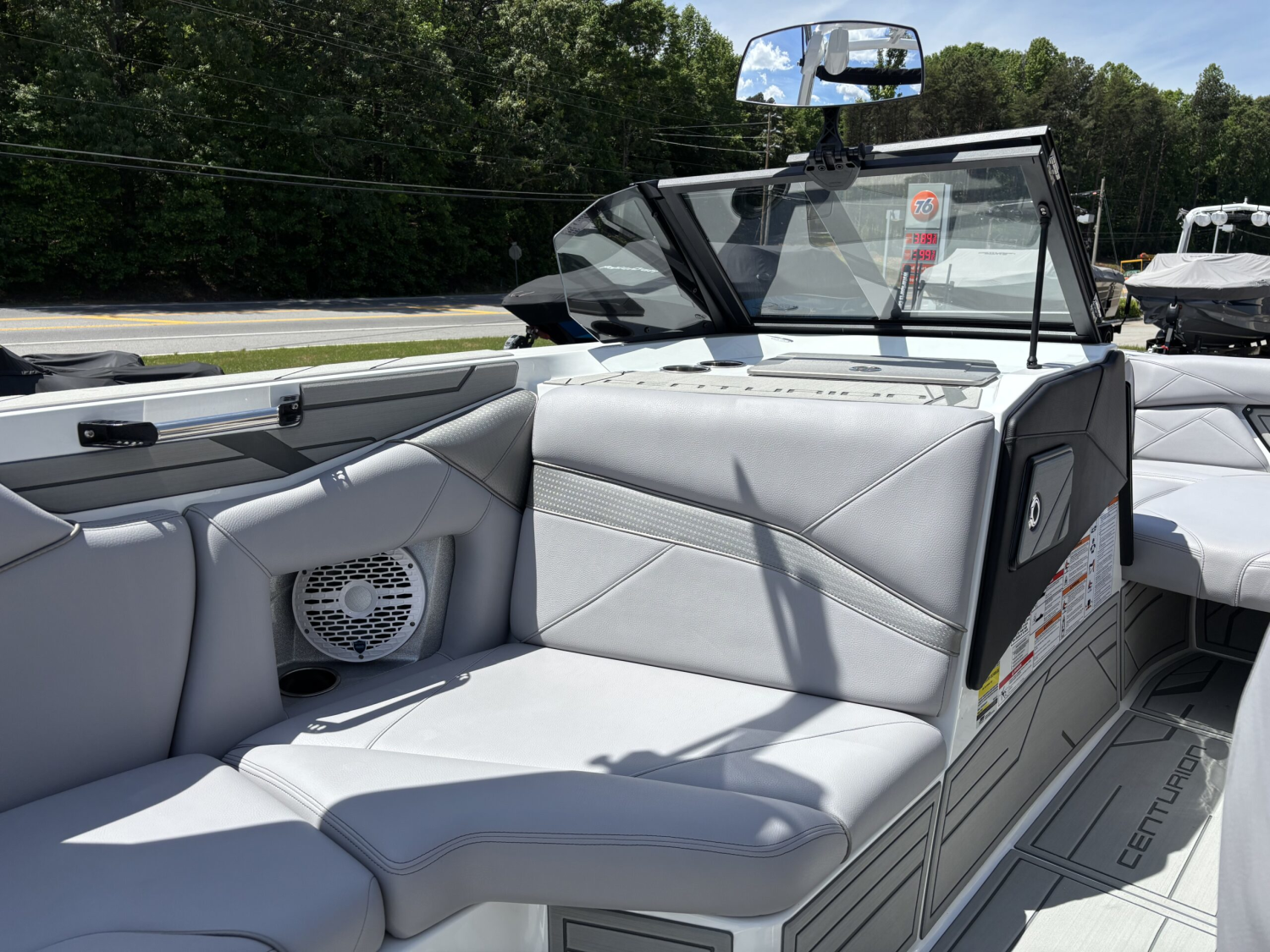 2026 Centurion Nv243