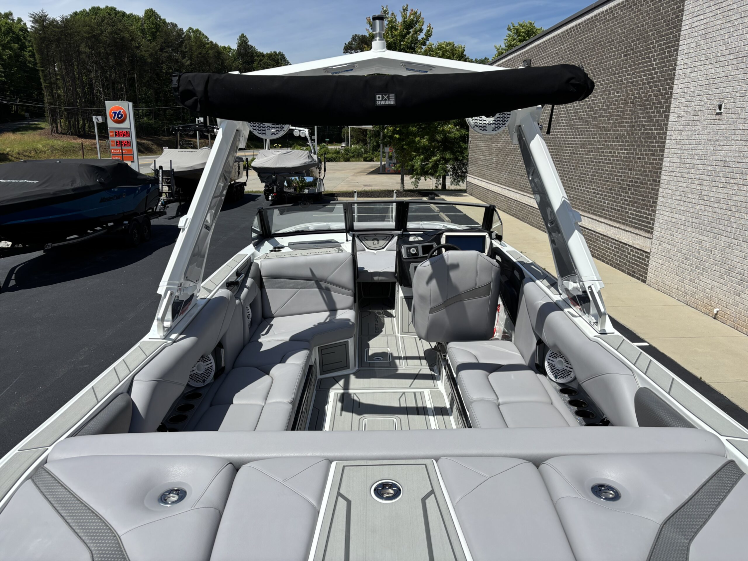 2026 Centurion Nv243