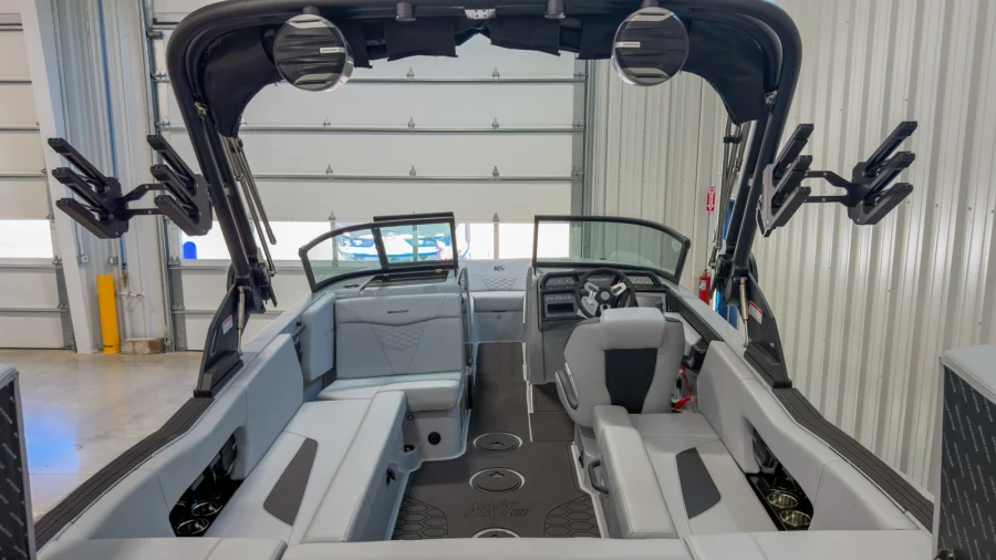 2026-mastercraft-nxt22-131194-image8