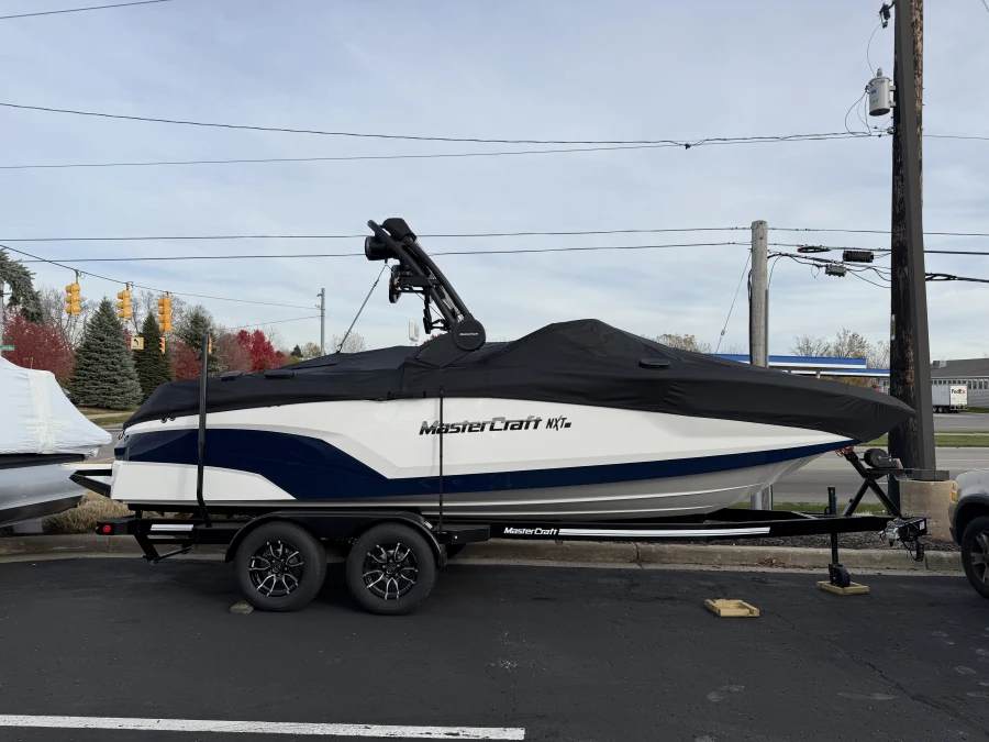 2026-mastercraft-nxt22-131195-image22
