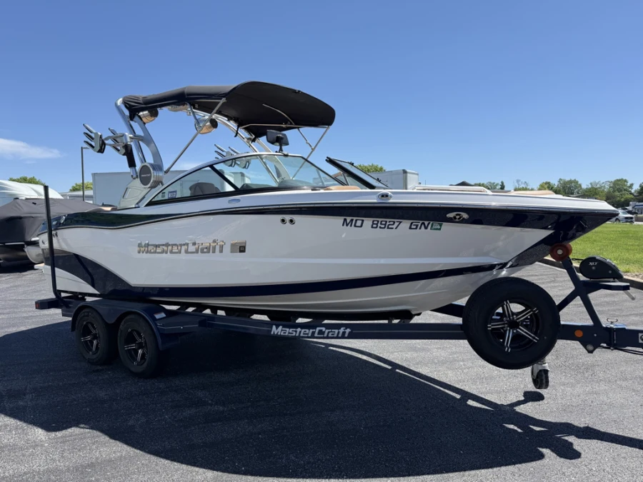 2021 Mastercraft Boats XT21 for sale in O'Fallon, Missouri