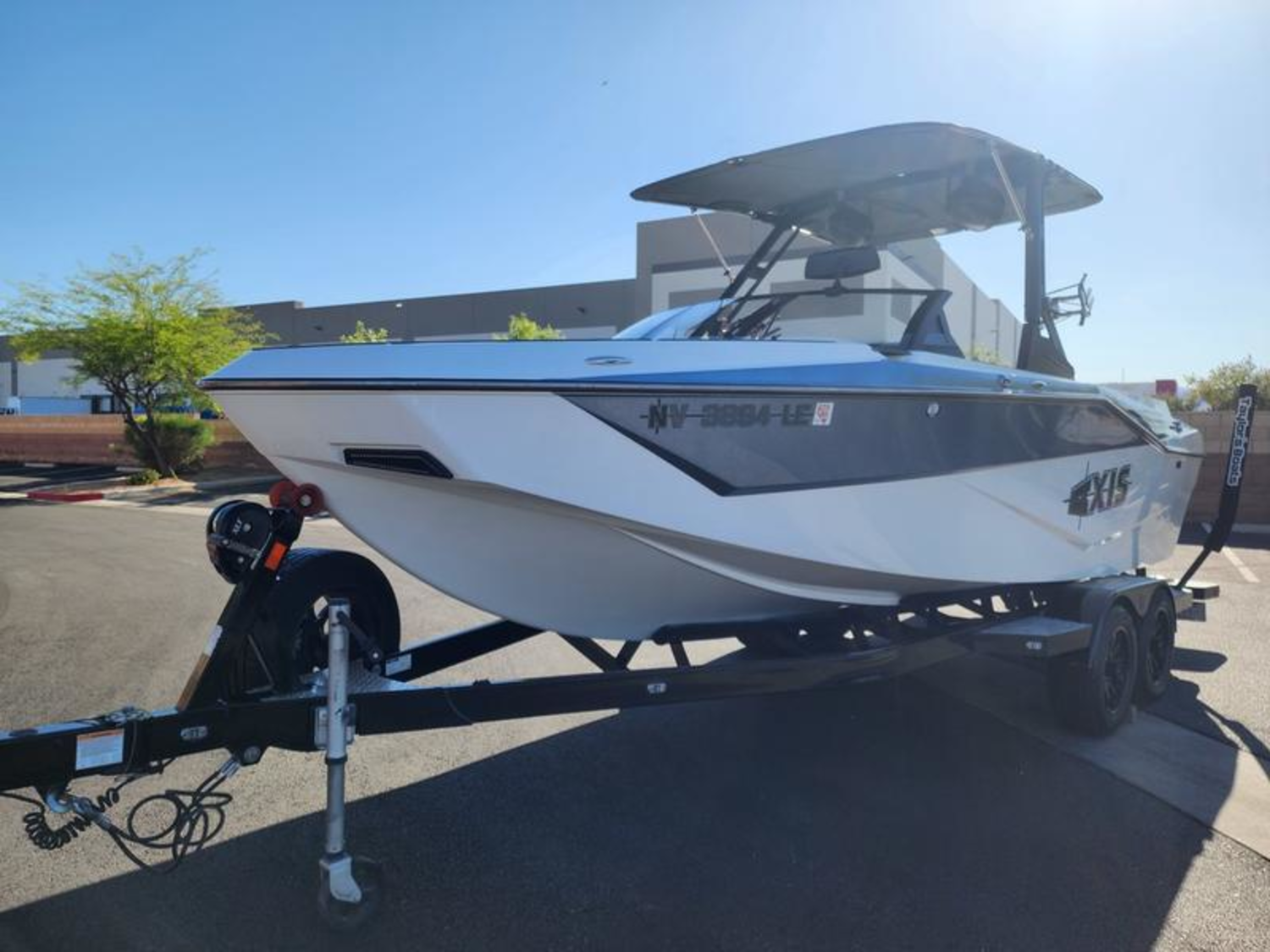 2023 Axis Wake Research T235
