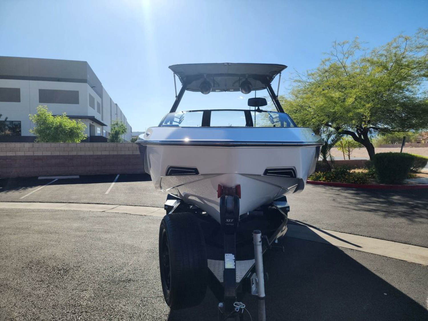 2023 Axis Wake Research T235
