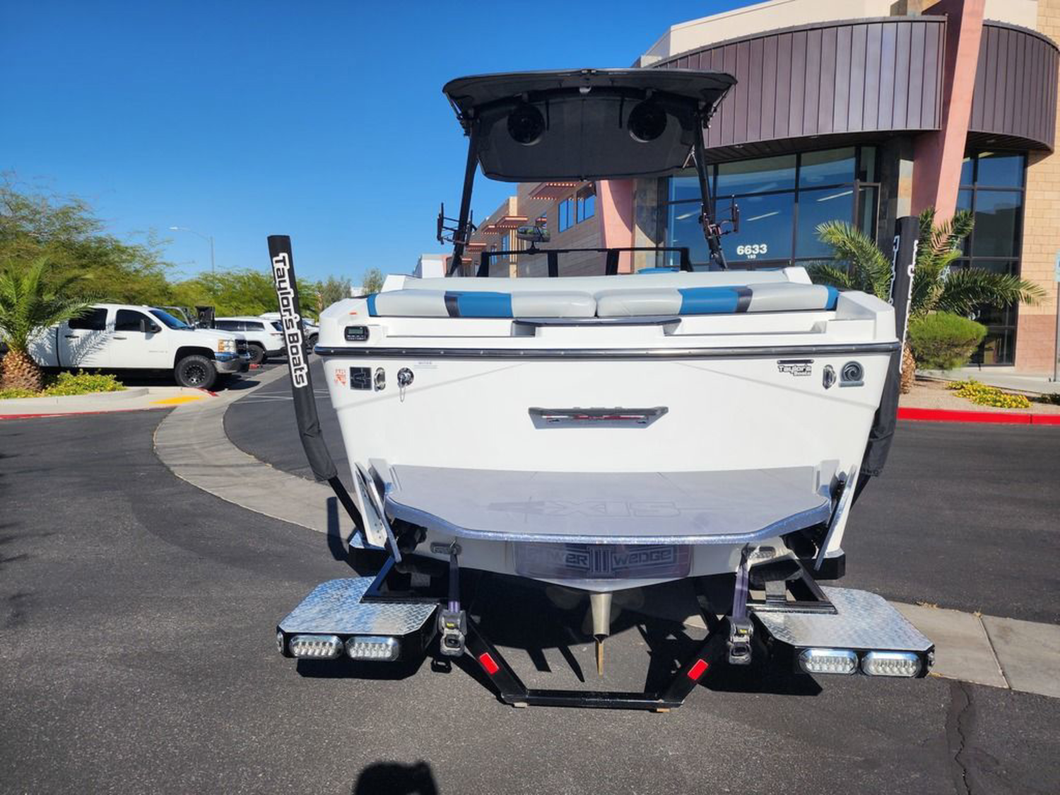 2023 Axis Wake Research T235